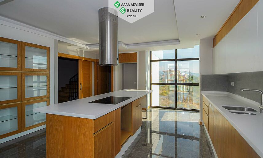 Realty Turkey Penthouse Alanya, Table: 18