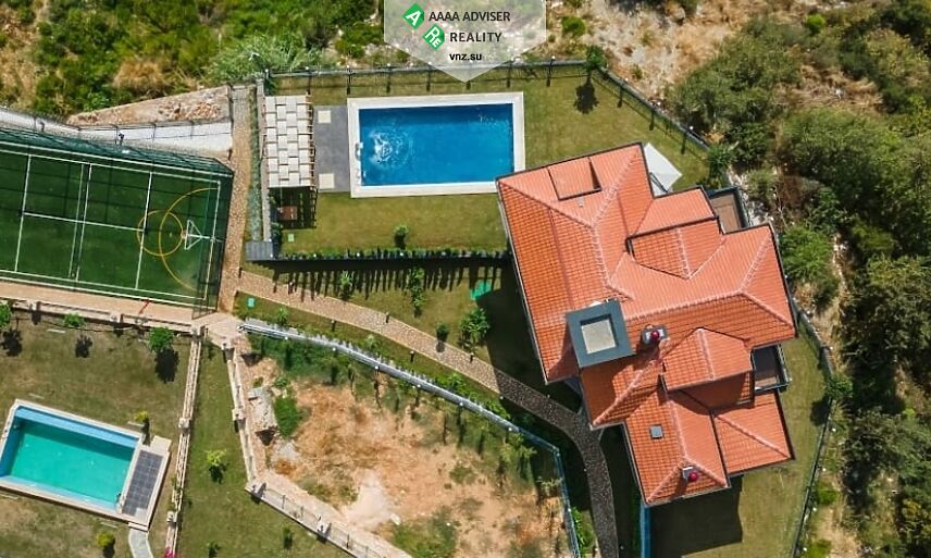 Realty Turkey Villa Alanya, Table: 6